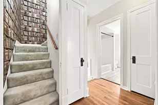 943 Davis Ave, Pittsburgh, PA 15212 - Photo 17