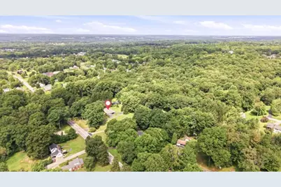 215 E Maitland Lane, Neshannock Township, PA 16105 - Photo 7