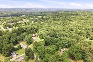 215 E Maitland Ln, Neshannock Township, PA 16105 - Photo 7