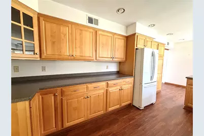 215 E Maitland Lane, Neshannock Township, PA 16105 - Photo 13