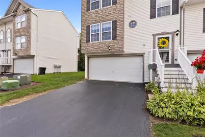 113 Mizpark, South Greensburg Boro, PA 15601 - Photo 3