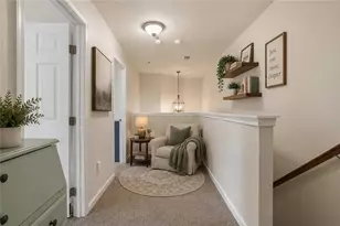 205 Broadstone Dr, Adams Township, PA 16046 - Photo 17