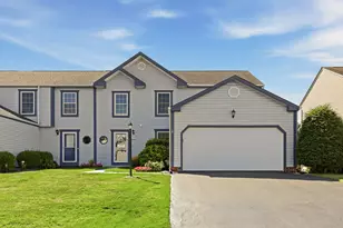 782 Sunset Cir, Cranberry Township, PA 16066 - Photo 1