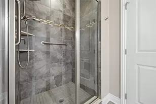 2403 Eloquent Ln, Adams Township, PA 16059 - Photo 41