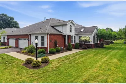 2403 Eloquent Ln, Adams Township, PA 16059 - Photo 3
