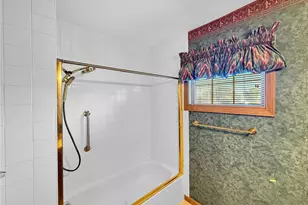 407 Darlington Rd, Patterson Township, PA 15010 - Photo 15