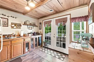 734 Mercer Rd, Delaware Township, PA 16125 - Photo 5