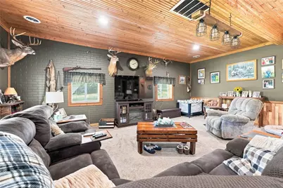 734 Mercer Rd, Delaware Township, PA 16125 - Photo 3