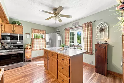 734 Mercer Rd, Delaware Township, PA 16125 - Photo 9