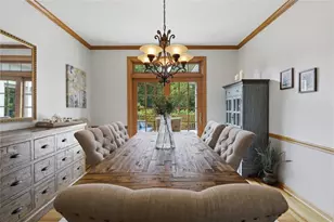 381 Cobblestone Cir, Robinson Twp, PA 15136 - Photo 9