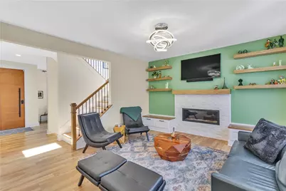 1048 Honey Locust Dr, Jeannette, PA 15644 - Photo 11
