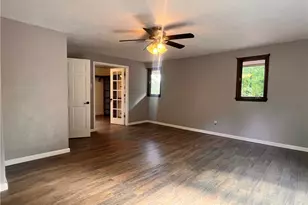 306 Black Walnut Dr, Salem Township, PA 15601 - Photo 33