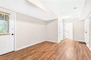 683 Freedom Dr, Collier Township, PA 15106 - Photo 19