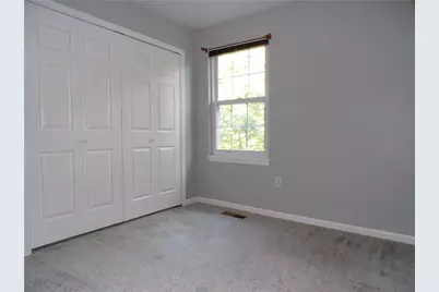 211 Hummingbird Hl, Cranberry Township, PA 16066 - Photo 9