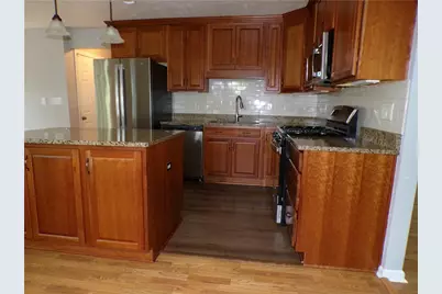 211 Hummingbird Hl, Cranberry Township, PA 16066 - Photo 5