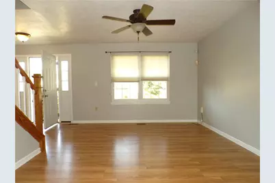 211 Hummingbird Hl, Cranberry Township, PA 16066 - Photo 3