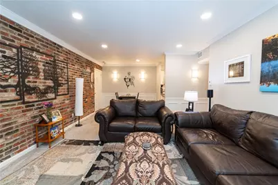1010 Margarite Dr #F, Scott Township, PA 15216 - Photo 7
