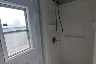 104 Fulton Pl, Pittsburgh, PA 15210 - Photo 21