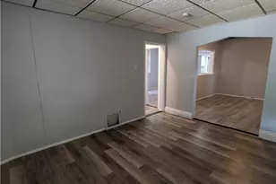 104 Fulton Pl, Pittsburgh, PA 15210 - Photo 5