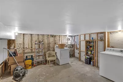 303 W Elizabeth St, Pittsburgh, PA 15207 - Photo 15