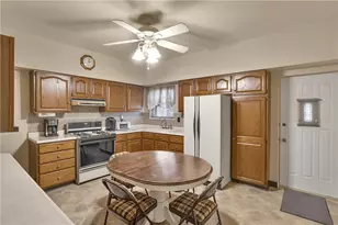 303 W Elizabeth St, Pittsburgh, PA 15207 - Photo 9