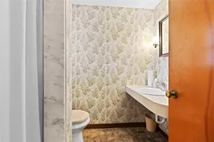 1705 Lincoln Way, White Oak, PA 15131 - Photo 15