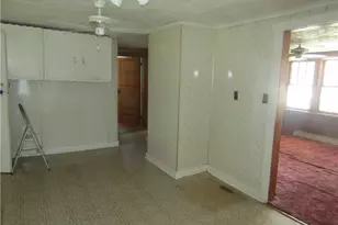 1861 N Ctr Ave, Somerset Township, PA 15501 - Photo 7