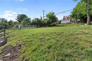 119 Columbia Dr, Pittsburgh, PA 15236 - Photo 27