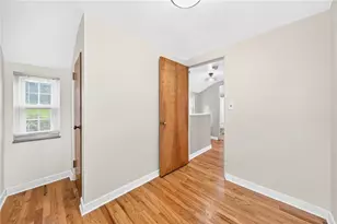 2378 Rosegarden Rd, Banksville/Westwood, PA 15220 - Photo 7