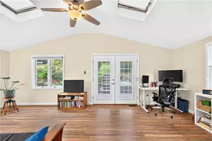 2378 Rosegarden Rd, Banksville/Westwood, PA 15220 - Photo 5