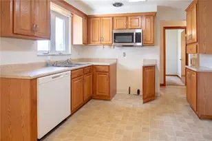 22 Levin Dr, Penn Twp, PA 15644 - Photo 11
