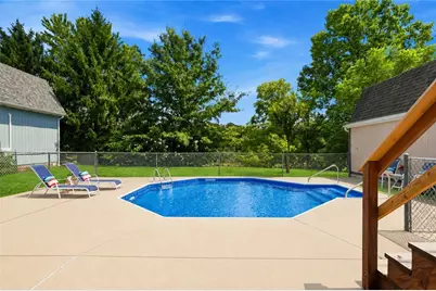 1728 Bernice Dr, Irwin, PA 15642 - Photo 17