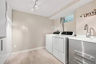 127 Brookside Blvd, Pittsburgh, PA 15241 - Photo 33