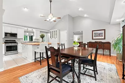 127 Brookside Blvd, Pittsburgh, PA 15241 - Photo 9