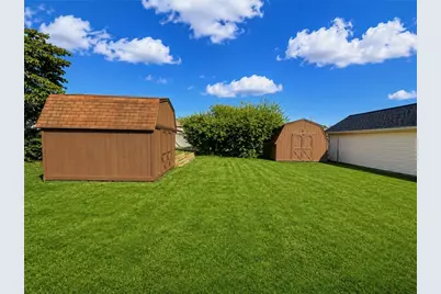 836 Meadow Ave, Monaca, PA 15061 - Photo 3