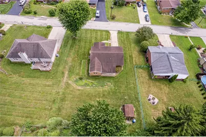 10547 Melrose Dr, North Huntingdon, PA 15642 - Photo 11