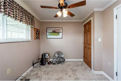 10547 Melrose Dr, North Huntingdon, PA 15642 - Photo 29