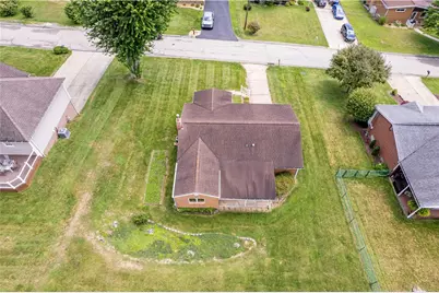 10547 Melrose Dr, North Huntingdon, PA 15642 - Photo 17