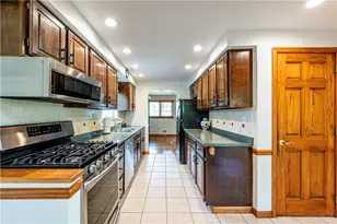 10547 Melrose Dr, North Huntingdon, PA 15642 - Photo 21