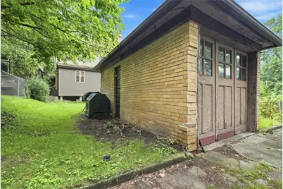 5847 Douglas St, Pittsburgh, PA 15217 - Photo 35