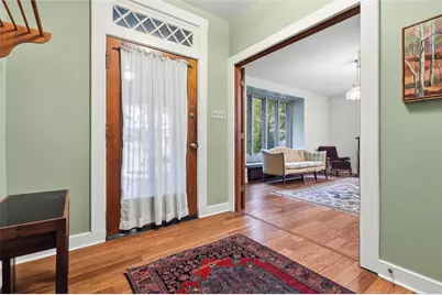 5847 Douglas St, Pittsburgh, PA 15217 - Photo 5