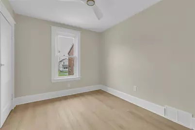 303 6th St, New Brighton, PA 15066 - Photo 13