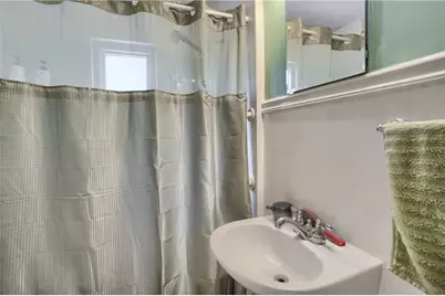 700 Smiley St, Ellwood City, PA 16117 - Photo 29