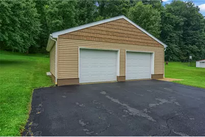 501 Palo Alto Dr, Perry Township, PA 16117 - Photo 11