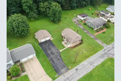 501 Palo Alto Dr, Perry Township, PA 16117 - Photo 5