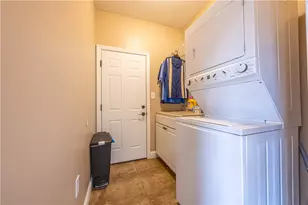 1104 Cross Creek Dr, South Union Township, PA 15401 - Photo 13