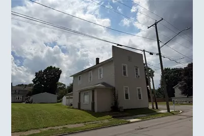 1041 W Ridge Ave, Sharpsville, PA 16150 - Photo 1