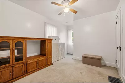 947 Center Ave, Pittsburgh, PA 15229 - Photo 13