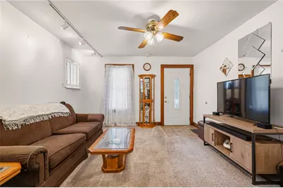 947 Center Ave, Pittsburgh, PA 15229 - Photo 3