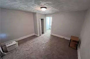 725 Clarissa St, Pittsburgh, PA 15219 - Photo 11